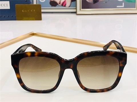 gucci sunglass-081